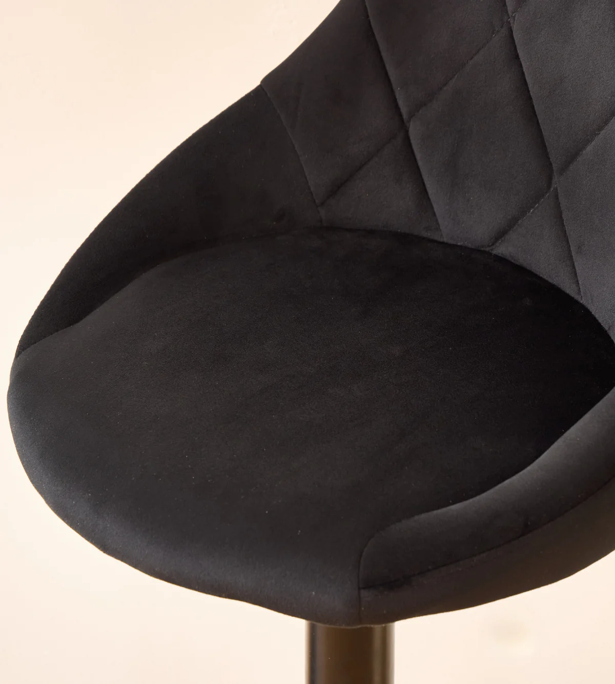 Cassie - Svart justerbar barstol i velour med 360 graders svängfunktion - Image 5