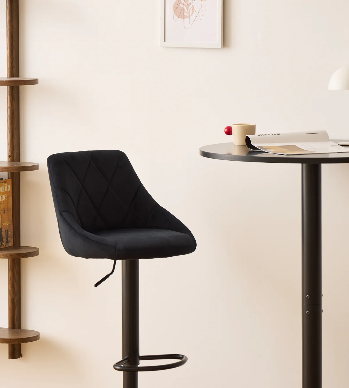 Cassie - Svart justerbar barstol i velour med 360 graders svängfunktion - Image 6