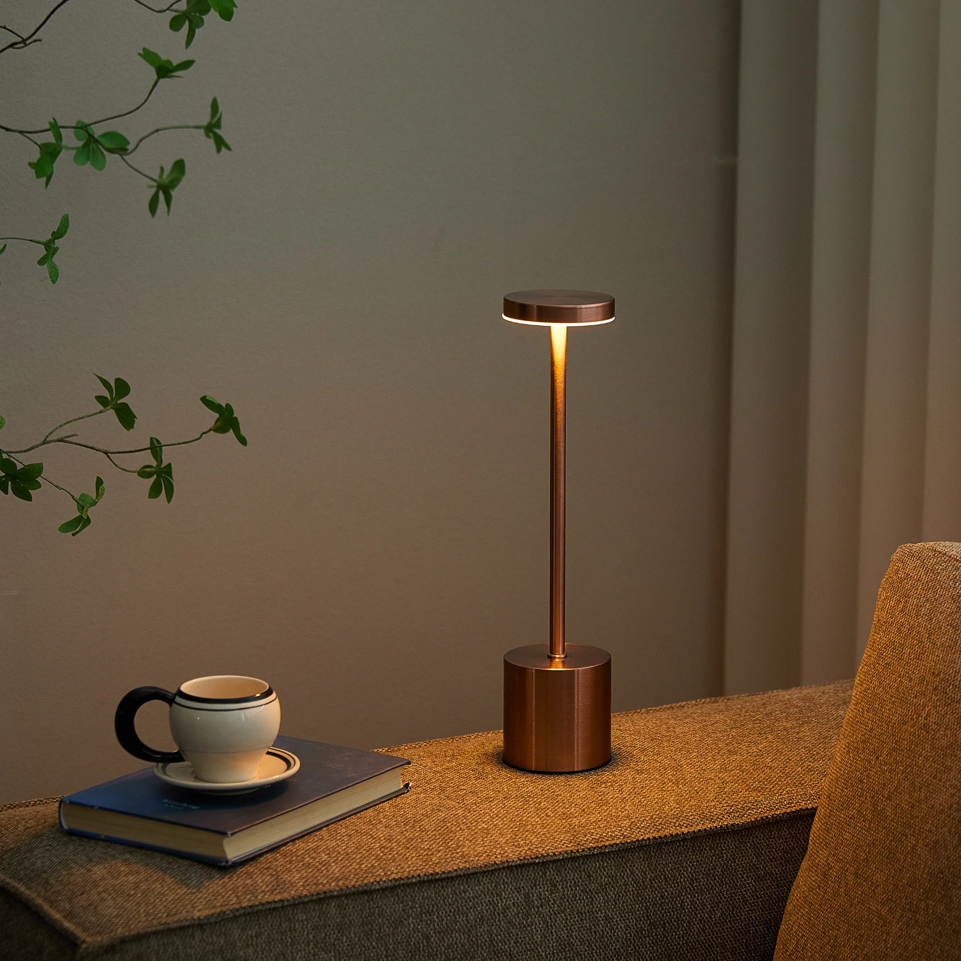 Elvis LED bordslampa brons - Image 5
