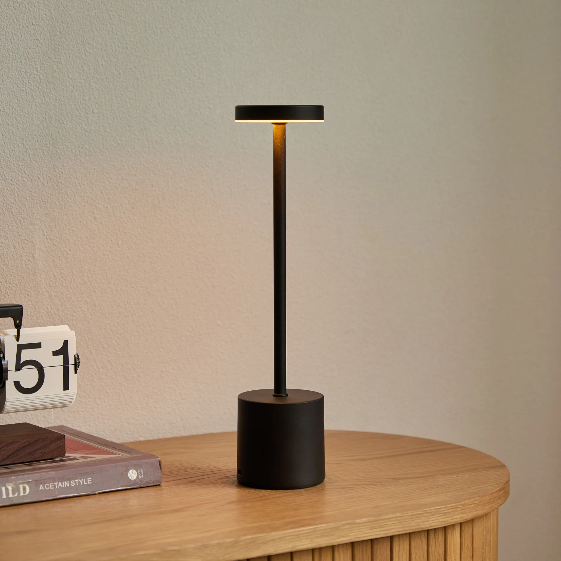 Elvis LED bordslampa svart - Image 10