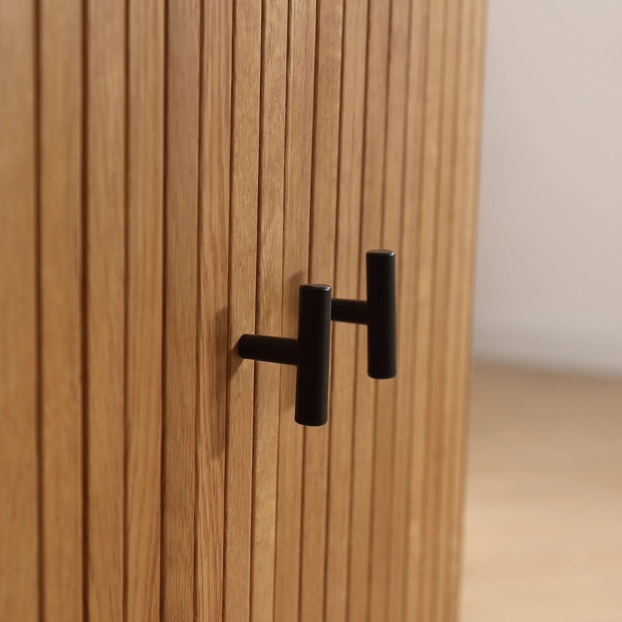 Florence jalousiskåp med lameller i ek 70x40x85 cm. - Image 5