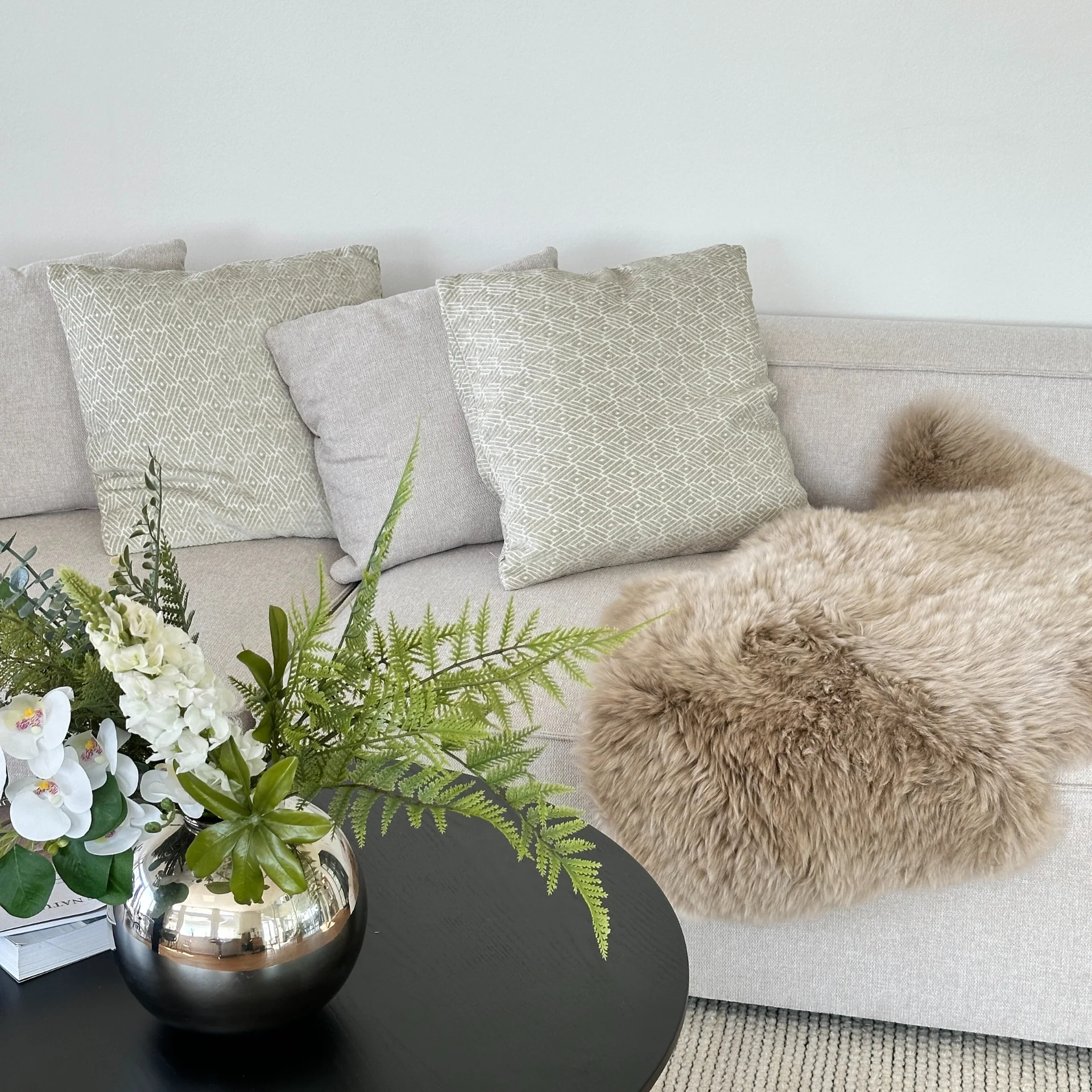 Hailey-modul med halvt ryggstöd, högervänt, i beige. Mått: L: 148 x D: 100 x H: 65 cm - Image 4