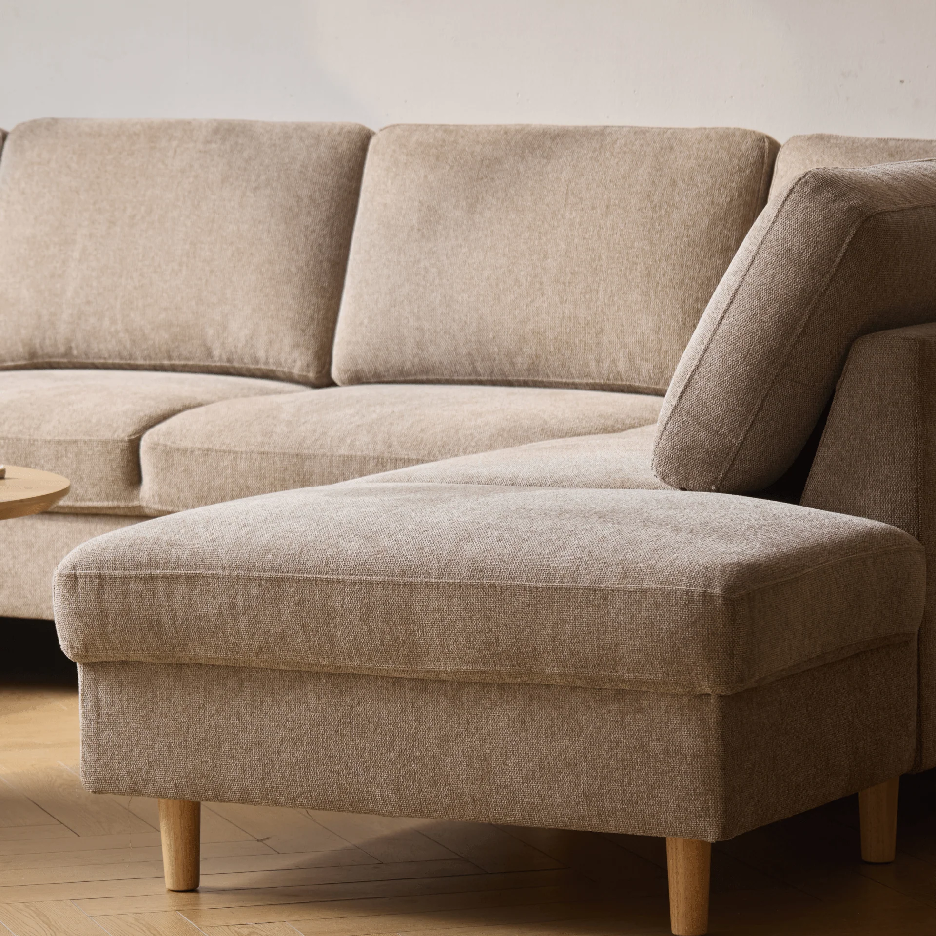 Jennifer vänstervänd U-soffa i sand med schäslong - L: 300 x D: 208 x H: 82 cm - Image 8