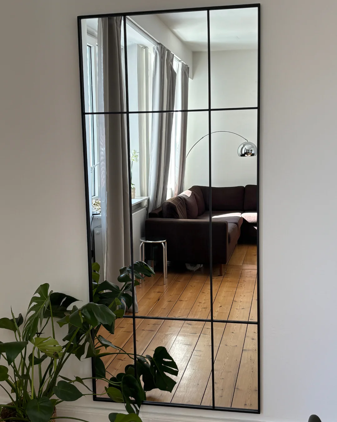 New Yorker - Spegel med svart ram 180 x 80 cm - Image 3