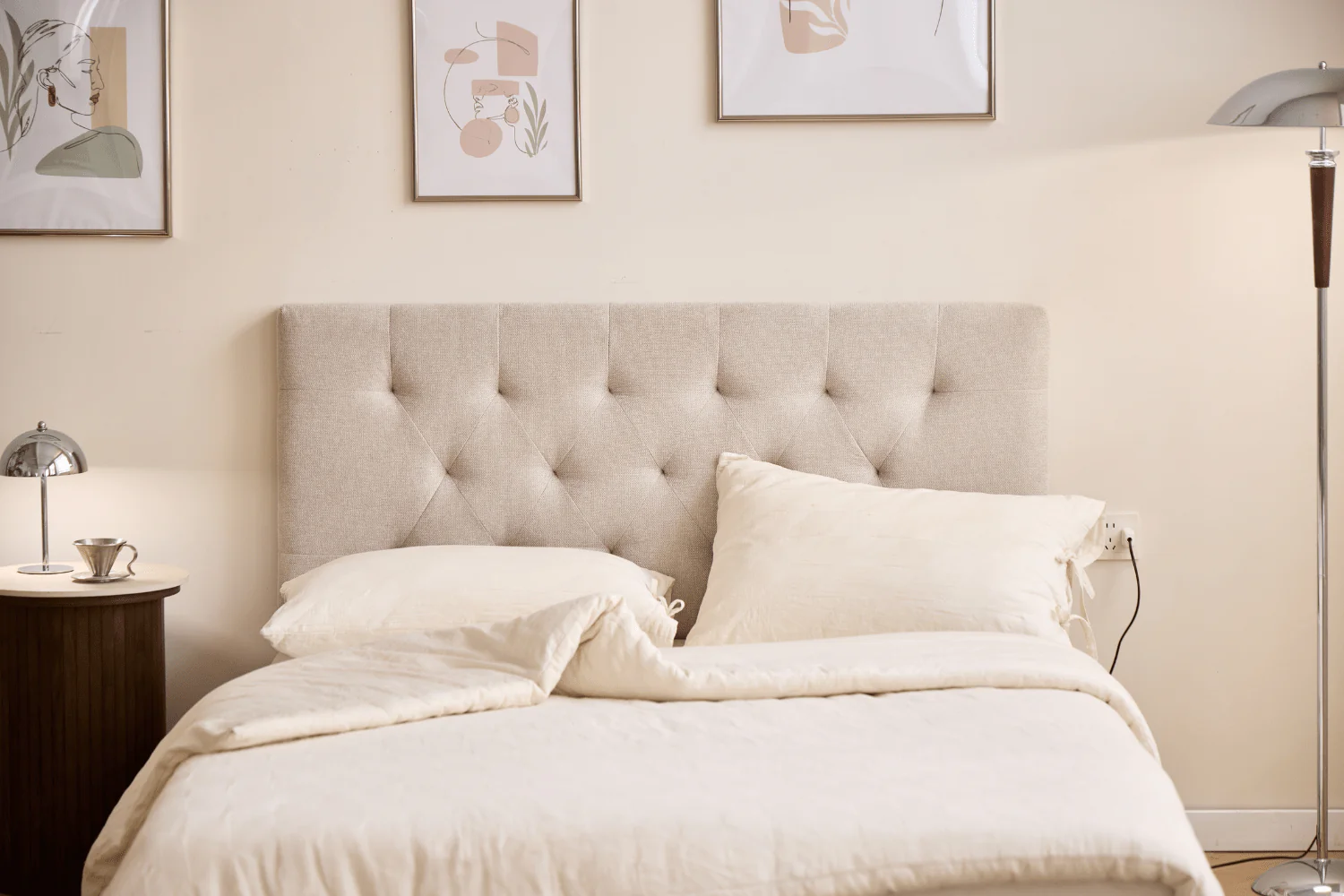 Nia sänggavel 140x63 cm i beige textil - Image 7